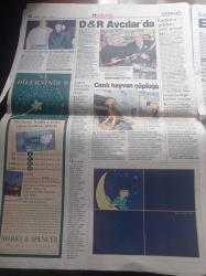 Hürriyet Gazetesi - 22 Kasım 1998 - Rusya'da Kadın Vekile Suikast - Galatasaray Duvara Çarptı - Stadyumlar İtalya Şaşırma Sabrımızı Taşırma Sloganları Attı - Hasan Şaş - Bebek Katili Abdullah Öcalan'ı Ülkesinde Ağırlayan İtalyan Başbakanı D'alema'nın Başı Fena Belada - Meclis Başkanvekili Kamer Genç Hüsrev İle Eroinci Hüsrev Akın Aynı Binada - Roma Büyükelçisi İnal Batu - Mesut Yılmaz İtalya'nın Yaptığı Yanına Kalmaz- Harika Avcı