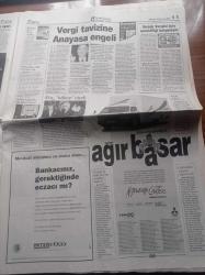 Hürriyet Gazetesi - 22 Kasım 1998 - Rusya'da Kadın Vekile Suikast - Galatasaray Duvara Çarptı - Stadyumlar İtalya Şaşırma Sabrımızı Taşırma Sloganları Attı - Hasan Şaş - Bebek Katili Abdullah Öcalan'ı Ülkesinde Ağırlayan İtalyan Başbakanı D'alema'nın Başı Fena Belada - Meclis Başkanvekili Kamer Genç Hüsrev İle Eroinci Hüsrev Akın Aynı Binada - Roma Büyükelçisi İnal Batu - Mesut Yılmaz İtalya'nın Yaptığı Yanına Kalmaz- Harika Avcı