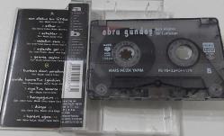 EBRU GÜNDEŞ'İN SEN ALLAHIN BİR LÜTFUSUN İSİMLİ KASETİ ORİJİNAL FOTOĞRAFLARI İLE MUHTEŞEM NADİRDİR