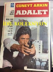 ADALET, 1978, FİLM AFİŞİ ÇİZİM / POSTERİ - BÜYÜK BOY - ORİJİNAL - 100 X 68 cm EBADINDA - Original Turkish Big Size Movie Poster - Melih Gülgen, Samim Utku, Cüneyt Arkın, Reha Yurdakul, Reha Yurdakul Kenan Pars, Meral Deniz, Kudret Karadağ, Baki Tamer, Yüksel Gözen, Özcan Özgür, Cahit Engin, GÜLGEN FİLM