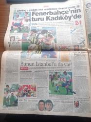 Sabah Gazetesi - 12 Ağustos 1998 - Fenerbahçe'nin Turu Kadıköy'de - Gordon Milne - Trabzonspor'un Kara Günü - Refik Erduran Tıpkı Sanatçı Woody Allen Gibi - Özal Baysal'ı Getiren Koruyor - Borsa Asya Gribi Oldu - Fazilet Cephe Kurma Peşinde - Devletin 80 Milyon Dolarını İç Etmekten 12.5 Yıl Hapse Mahkum Özal Baysal 2 Yıldır Yakalanamıyor