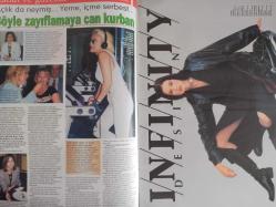 Gala Haftalık Aktüalite Sinema Tiyatro Müzik ve Magazin Dergisi - 25 Ekim 1998 - Aşkın Nur Yengi - Gözde Tan - Mahsun Kırmızıgül - Doğa Bekleriz - Serdar Ortaç - Tuğba Özay - Güven Gürkan - Serap Aksoy - Ajda PEkkan - Nilüfer - Müjde Ar - Ercan Karakaş - Gökberk Ergenekon - Yıldırım Aktuna - Perihan Savaş - Mehmet Aşkın - Mehmet Köymen - Hakan Ural - Nükhet Duru - Emel Müftüoğlu - Sumru Özbay - Seda Sayan - Soner Yapacak - Özlem Basmaz - Levent Özdilek - Mehtap Saraç - Leyla Adalı - Mehmet Ali Yılmaz - Aytaç Arman - Müge Akyamaç - Ayşegül Toplusoy - Sevda Demircan - Sait Tanverdi - Mehmet Dereli - Salih Keçeci - Yahya Demirel - Yonca Evcimik - İmren Aykut - Erol Taş - Billur Kalkavan - Tuğçe San - Zerrin Arbaş - Füsun Önal - Mehtap Saraç - Didem Uzel - Elif Kramer - Rana Elik - Cem Kılıç - Safiye Soyman - Leman Sam - Uğur Güneri - Metin Milli - Bülent Ersoy - Ferdi Tayfur - Sibel Can fotoğraf ve haberi - Tam Takım Dergi