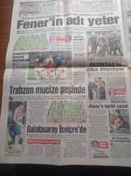 Gözcü Gazetesi - 25 Ağustos 1998 - Başsavcı Vural Savaş Kayıp 1 Trilyon İçin Necmettin Erbakan'a Dava Açtı - Hülya Koçyiğit - Cihan Ünal - Beşiktaşlı Alpay Özalan'a Tarihi Ceza - Trabzonspor Mucize Peşinde - Halis Toprak'a 5 Trilyonluk Nispet Gülücükleri - Genelkurmay Başkanı Orgeneral İsmail Hakkı Karadayı'nın Son MGK'sında İrtica Ve Mafya Konuşuldu - Kırmızı Pasaport Veren MİT'çi Yavuz Ataç'ın Alaattin Çakıcı'nın Kız Kardeşine Nikâh Şahitliği Yaptığı Ortaya Çıktı - Mesut Yılmaz