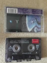 Sular Yükseliyor Yüksek Sesle Dinlenecek Ondört Türkçe Rock Şarkısı ( Ada 1997 )