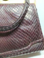 ANTİKA YILAN DERİSİ KADIN ÇANTASI