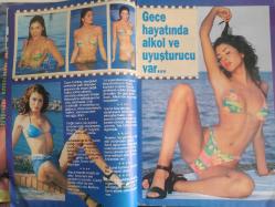 Süper Galaxy Haftalık Aktüalite Sinema Tiyatro Müzik ve Magazin Dergisi - 1999 Yılı - Sayı:30 - Selin Toktay - Saffet Arıkan - Muzi Karaata - Siel Can - Hakan Ural - Cem Adler - Bülent Ersoy - Elif İnci Onayt - Zeynep Yılmaz - Önder Bekensir - Derin Mermerci - İbrahim Kutluay - Demet Akalın - İrem Otuz - Esra Dop - David Carradine - Yağmur Şoray - Tuğba Ünsal - Kıvanç Kasabalı - Gökhan Arsoy - Devrim Güneşsoy - Serkan Çörtük - Cengiz Cesur - Didem Erol - Özgür Altun - Gülin Kirpikçioğlu - Neşe Erberk - Güler Kazmacı - Eda Koçanlı - Özlem Can - Gül Erda - Zeynep Düvenci - Hülya Biren - Sema Arabacıoğlu - Begüm Cumali - Sibel Egemen - Muazzez Abacı - Fatih Ürek - Nevra Serezli - Kamil Özavar - Semra Özal - Esra Balaban - Uğur Kozanoğlu - Ebru Güzel - Şeyda Ceren - Bahar Kaçamaklı - Murat Cevahir - Seda Sertkaya - Çağlar Töre - Vehbi Can - Buket Saygı - Özgül Kavruk fotoğraf ve haberi - Dergi Tam Değildir Sadece 22 Sayfası Mevcuttur