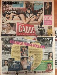 Milliyet Cadde Gazetesi , 9 Kasım 2011 , Ilhan Mansız, Victoria's Secret, Adriana Lima, Marc Jacobs, Naz Elmas, Sibel Can, Gülben Ergen, Seda Sayan, Petek Dinçöz, Coşkun Sabah, Yosi Mizrahi, Ferhat Göçer, Emine Gül Sezer Can, Muazzez Ersoy, Fatmagül, Sevtap Özaltun, Olimpiyat Ağır Bastı!, Podyumların Rocky'si, Prenses Saraya mı Yerleşiyor?, Bu Parfüm Punk Gibi Kokuyor, Bu Oyun Rekor Kıracak, Hayat Kurtaran Şarkıcı, Menderes, Sinemada, Hediye Niyetine Ünlülerden Anılar, Arkadaşları Terk Etti, İyi Akşamlar Demeden Nereye Böyle?, Bayramdan Sonra Detoks Zamanı, Tutkulu Oyuncu, Pişmiş Etiğ Sırrı, TRT Okul Büfeye Senziyor