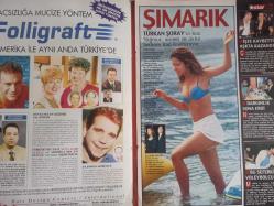 Star Life Haftalık Aktüalite Sinema Tiyatro Müzik ve Magazin Dergisi - 13 Haziran 1999 - Esra Balamir - Folligraft Fotoğraf Reklamı - Yağmur Şoray - Türkan Şoray - Özlem Nargas - Oksal Erev - Nazan Şoray - Hakan Alkoç - Atilla Saral - Ebru Gündeş - Sema Şimşek - Seda Sayan - Mehtap Saraç - Mehmet Ali Erbil - Zeynep Tokuş - Didem Taslan - Cem Nadiran - Saffet Arıkan - Muzi Karaata - Lumberjack Ayakkabı Reklamı - Motorola Telefon Reklamı fotoğraf ve haberi - Dergi Tam Değildir Sadece 6 Sayfası Mevcuttur