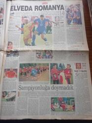 Sabah Gazetesi - 1 Temmuz 1998 - MÜYAP Başkanı Şahin Özer İfade Verdi - İbrahim Tatlıses - Fransa 98 Dünya Kupası'na Romanya Veda Etti - Bergkamp Hollanda Futbol Tarihine Geçti - Parmaksız Zeki Kod Adlı Şemdin Sakık Hakim Önüne Çıktı - Komando Yüzbaşı Hasan Ülker Timini Korurken Mayına Bastı - Irak'ın Füze Bataryasına ABD Bombası - Ünlü Avukat Hüseyin Yarsuvat