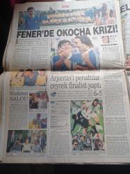 Sabah Gazetesi - 1 Temmuz 1998 - MÜYAP Başkanı Şahin Özer İfade Verdi - İbrahim Tatlıses - Fransa 98 Dünya Kupası'na Romanya Veda Etti - Bergkamp Hollanda Futbol Tarihine Geçti - Parmaksız Zeki Kod Adlı Şemdin Sakık Hakim Önüne Çıktı - Komando Yüzbaşı Hasan Ülker Timini Korurken Mayına Bastı - Irak'ın Füze Bataryasına ABD Bombası - Ünlü Avukat Hüseyin Yarsuvat