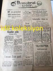 AMASYA DEMOKRAT ŞEHİR  YEREL TAŞRA BASINI -  -----6 Şubat 1959 Sayı :517--DP ye girmeleri için  memurlara baskı  yapılamağa devam ediliyor --Akşehir gölü tamamen dondu --Umumi Zam Şart  Oldu --Bursa  ekmekler 40 gram küçüldü --Kral Hayatı Süren Döviz  Kaçakçısı---Gülpınar DP Bucak Yönetim  Kurulu Güçbirliğine  Katıldı --Ankara da taksi ve  dolmuşa zam -Londra da tehlike içinde --Şiir Köşesi :Gurbet :Kaya Özden --DR.Meşrur Hatay 'ın  Din Alimlerimiz  ve Üniversite Profesörleri  Tarafından Takdirle Karşılanan 