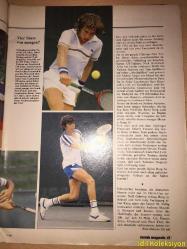 TENNİS MAGAZİN : Januar 1982 - Nr.1 - Almanca Dergi (Ein Matchball ist langst noch kein Sieg - Das Spitzentrio ist Weltklasse - Das Lange Warten auf den Break - Grobe mit kleine Schwachen - Besser spielen mit Stan Smith - Tennislektionen mit Arthur Ashe - Hawaii schon der Name ist Musik - Neu im Markt - Kalstart - Die Reichen und die Hungrigen - Ein Bengel im Alleingang - Club und Turnier - Ein Champion zum Anfassen - Schöne Tage in Teplitz - Mein Sohn wird Weltklasse - Der Aufsteiger - John McEnroe und Björn Borg) Hafif Yıpranmaları ve Lekelenmeler Mevcuttur