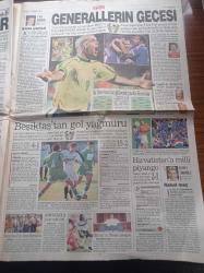 Sabah Gazetesi - 12 Temmuz 1998 - Fransa 98 Dünya Kupası Finali Brezilya Fransa - Beşiktaş'tan Gol Yağmuru - MÜSİAD Başkanı Erol Yarar'ın Da Ortak Olduğu Daewoo Otolarının Temsilcisi OMC Otomotiv Battı - DTP Yüzde 30'a Razı - İnternet'te İlk Dünya Güzeli Eda Ataş - Süleyman Demirel - Hüsamettin Cindoruk