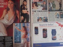 Star Life Haftalık Aktüalite Sinema Tiyatro Müzik ve Magazin Dergisi - 2 Ocak 2000 - Demet Şener - Ebru Gündeş - Yalçın Dümer - Özge Şenocak - Özge Sayman - Senem Altan - Yılmaz Erdoğan - Senem Altan - Ali Aktuna - Hande Demir - Selin Toktay - Selhan Aloğlu - Burcu Çağrı - Fulya Pirim - Orhan Bıçakcıoğlu - Evren Aykut - Önder Bekensir - Mustafa Bakırcıoğlu - Nurşah Okay - Çağan Yüce - Ebru Toparlı - Levent Yüksel - Didem Özgen - İbrahim Erkal - Emine Ün - Gökhan Arsoy - Cem Özer - Aysun Kayacı - Canan Kayacı - Nettin Abuzer? fotoromanı - Neslihan Yargıcı - Selin Eslnli - Özge Özsağman - Nurseli İdiz - Sema Öztürk - Selin Boronkay - Esin Maraşlıoğlu - Yavuz Bingöl - Sümer Ezgü - İclal Aydın - Mine Çayıroğlu - Selçuk Yöntem - Ali Ramazanoğlu fotoğraf ve haberi - Dergi Tam Değildir Sadece 20 Sayfası Mevcuttur