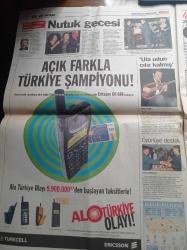 Milliyet Gazetesi - 2 Aralık 1998 - Sürgündeki Budist Lider Dalai Lama Yazı Dizisi - Yılın Maçı Galatasaray Juventus - Galatasaray Juventus Maçı İçin Güvenlik Çemberi - Galatasaray Juventus Maçını 24 Ülke TV'si Yayınlıyor - 8 Milyar Dolarlık Abdullah Öcalan Rüşveti - Gözler Bülent Ecevit'te - Fazilet Partisi Bülent Ecevit'i Konuştu - Süleyman Demirel Yarın Başlayacak Romanya Gezisi Öncesinde Yeni Başbakanı Ataması Bekleniyor
