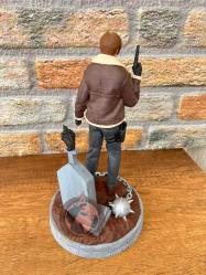 Resident Evil Leon Kennedy  - 25 cm