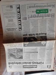 Milliyet Gazetesi - 23 Ağustos 1998 - Zülfü Livaneli Konseri - Canan Yaka'dan Kelepçeli Kostüm - Büyükelçi Nüzhet  Kandemir'den Ağır Eleştiri - Kenan Evren Alaattin Çakıcı Belki Kullanıldı - Süleyman Demirel Alaattin Çakıcı 1991'den Sonra Devlette Yoktu - Galatasaraylı Okan Buruk - Nijeryalı Futbolcular Podyuma Çıktı