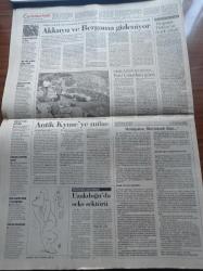 Cumhuriyet Gazetesi - 19 Ağustos 1998 - Yunus Nadi - Ahmet Taner Kışlalı - Galatasaray'ın Milli Gururu - Hakan Şükür - Emre Belözoğlu - George Popescu - Alaattin Çakıcı Üzerinden Çıkan Sahte Kırmızı Pasaportla Rahat Dolaşıyordu - Alaattin Çakıcı Altı Saat İfade Verdi - Emniyet'ten DGM'ye Rapor Ülkücüler 576 Kişiyi Öldürdü - Türk İntikam Tugayı - Bill Clinton ABD'yi Tatmin Etti - Diyarbakır'ın Fazilet Partili Sur Belediyesi Başkanı Selim Düzgün İşçiye Silah Çekti