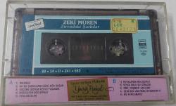 ZEKİ MÜREN'İN ZİRVEDEKİ ŞARKILAR İSİMLİ KASETİ ORİJİNAL FOTOĞRAFLARI (KARTONETİ TAM) İLE MUHTEŞEM NADİRDİR