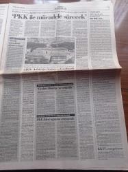 Cumhuriyet Gazetesi - 14 Kasım 1998 - Yunus Nadi - İlhan Selçuk - Toktamış Ateş - Ataol Behramoğlu - Abdullah Öcalan Yakalandı - İstenmeyen Hakemler Krizi - Voleybolda Rusya'ya Yenildik - PKK Örgütünün Lideri İtalya'daki Regina Hapishanesi'ne Konuldu - Melih Gökçek Serbest Bırakıldı - Korkmaz Yiğit Tutuklandı - İdam Cezasının Kaldırılması Gündemde