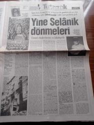 Akit Gazetesi - 5 Temmuz 1998 - Hasan Karakaya - Abdurrahman Dilipak - Hüseyin Üzmez - Ahmet Kekeç - Fransa 98 Dünya Kupası - Tanju Çolak Jübile Yapacak - Özgürlük Yürüyüşü Yazı Dizisi - Başbağlar Şehitlerini Anıyoruz - Mesut Yılmaz - Necmettin Erbakan - Abdüllatif Şener - Dayanışma Vakfı Başkanı Cevat Özkaya - Koç'a Peşkeş Kanunu
