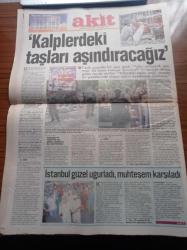 Akit Gazetesi - 5 Temmuz 1998 - Hasan Karakaya - Abdurrahman Dilipak - Hüseyin Üzmez - Ahmet Kekeç - Fransa 98 Dünya Kupası - Tanju Çolak Jübile Yapacak - Özgürlük Yürüyüşü Yazı Dizisi - Başbağlar Şehitlerini Anıyoruz - Mesut Yılmaz - Necmettin Erbakan - Abdüllatif Şener - Dayanışma Vakfı Başkanı Cevat Özkaya - Koç'a Peşkeş Kanunu