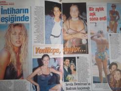 Mega Pasha Haftalık Aktüalite Sinema Tiyatro Müzik ve Magazin Dergisi - 27 Eylül 1998 - Seda Sayan - Sezen Aksu - Hakan Ural - Gözde Tan - Ajda Pekkan - Ali Bars - İbrahim Tatlıses - Nurettin Hasman - Başak Boztepe - Rita Fink - Altuğ Atay - Uğur Güneş - Pınar Yiğit - Emre Ergani - Lale Nişancı - Özlem Tekin - Enif Çiftçi - Reyhan Göksu - Başak Koçoğlu - Tayfun Demirören - Gülin Kirpikçioğlu - Ersin Umulu - Sevda Demircan - Şeyla Koronyo - Aytek Şavkan - Elbi Aşkın - Turgut Yılmaz - Rıfat Özbek - Ayfer Toprak - Çiğdem KAyalı - Lal Denizli - Ayseli Göksoy - Burcu Çağrı -Jessica Campbell - Pınar Eliçe - Seren Serengil - Şebnem Özinal - Özgür Özgülgün - Nigar Talibova - Dergi Tam Değildir Sadece 30 Sayfası Mevcuttur