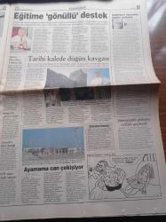 Radikal Gazetesi - 25 Ağustos 1998 - Erbil Tuşalp - Murat Belge - Mehmet Ağar Duruşmaya Katılmadı - Abdullah Çatlı - Alaattin Çakıcı'nın Yakalanması Üzerine Mit İçindeki Kanatlar'ın Kavgası İyice Büyüdü - Milli Güvenlik Kurulu Çeteleri Bitirin - Michael Jackson 40 Yaşında - Sırplar Prisstineye Ulaştı - Refah Partisi'ne Dava Ve Suç Duyurusu - Beşiktaş Basın Sözcüsü Cenk Koray Hakem Ali Uluyol Şoför Bile Olamaz - UEFA Kupası Maçları