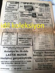 HATAY ATAYOLU GAZETESİ YEREL TAŞRA BASINI  ----7 Eylül 1979 Yıl :42 Sayı :11853--3 gün içinde 2 siyasal cinayet işlenen  ilçede hava gergin  Dörtyol da bir veznedar dairede  çalışırken  öldürüldü -- Bağımsız  senatör adayı bir açıklama yaptı -- Belediye Meclisini  Olağanüstü Bir Toplantıya  çağıran  başkan Güçlü ,kendisine bir bir  başkan yardımcısı  arama hazırlığı  içinde ---2 milyon lira değerinde kaçak  eşya yakalandı --2 Komutan  valiyi  ziyaret etti -Konfeksiyonlar da  pahalandı --Yatak sayısının 3 kat  artması istendi  --Turiste istemediği  bir şeyi  zorla satmayı  denemeyiniz --