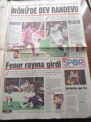 Yeni Şafak Gazetesi -  6 Aralık 1998 -Hayreddin Karaman - İsmet Özel - Kürt Meselesi Tartışıldı - Mehmet Metiner - Ünlü Boksör Ahmet Cömert - İnönü Stadında Dev Maç Beşiktaş  Trabzonspor - Bursa'da Başörtüsü Yasağını Mum Yakarak Protesto Etmek İsteyen Öğrencilere Gözaltı - Mesut Yılmaz'ım Şartlı Seçimi - Bülent Ecevit - 3. Köprüye Sivil Tepki - Hüsnü Mübarek'ten Anlamlı Ziyaret - Süleyman Demirel