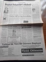 Yeni Şafak Gazetesi - 2 Aralık 1998 - Ahmet Davutoğlu - İsmet Özel - Nurettin Canikli - Yeni Şafak Üçüncü Boğaz Köprüsü'nün Projesini Ele Geçirdi - Mustafa Asım Köksal Üzerine - Recai Kutan'dan Bülent Ecevit'e Sicil Amiri Misin - İçişleri Bakanı Kutlu Aktaş Galatasaray Juventus Maçında 22 Bin Polisi Görevlendirdi - Abdullah Öcalan'ın Kuklası Yakıldı