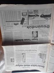 Yeni Şafak Gazetesi - 1 Aralık 1998 - Ahmet Taşgetiren - İsmet Özel - Baliçbahçe - Trabzonspor Liderliğe Göz Dikti - Başörtüsü Çankaya Yolunda - ABD'nin Sırp Canisi Miloseviç'i Devirme Planı - Nazlı Ilıcak - Fazilet Partisi Olmadan Hükümet Senaryoları - Abdullah Gül'den Bülent Ecevit'e Sert Tepki - Süleyman Demirel