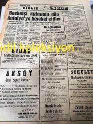 BALIKESİR  BİRLİK GAZETESİ YEREL TAŞRA BASINI --- 21 Mart 1974 Yıl  :6 Sayı :1580--İnşaatı  tamamlanmayan köprü için vilayet açıklama yaptı  --Balıkesir  çimento  fabrikası  büyütülüyor -- 33. Grafik  Sergisi İlgiyle İzleniyor : Cahit Albayrak -- Tahsil çağındaki talebelere yardım derneği kuruldu  --Çamlık Gazinosu  Şevket Kermen Aldı --Erbakan 'ın  konuşmasını  dinledikten sonra  A .Ertürkkol --Sülfirik asit  fabrikası için  8500 ton pirit geliyor -- Aracıları  ortadan  kaldırılmalı  :A. Mustafa Gülen -- Atatürk   bağımsız savaşı  nasıl başladı ? Refik Necdet Aktaş --Basketçi kızlarımız dün  Antalya 'ya  hareket  ettiler --