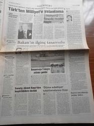 Yeni Şafak Gazetesi - 25 Ağustos 1998 - Ahmet Taşgetiren - Muhsin Yazıcıoğlu - İsmet Özel - Nazlı Ilıcak - Recep Tayyip Erdoğan - UEFA'da Tur Günü - Hasan Şaş - Mit'te Büyük Savaş - MİT Müsteşarı Şenkal Atasagun İle Mehmet Eymür'ün Kapalı Kapılar Ardındaki Savaşı - Alaattin Çakıcı Abdullah Çatlı'dan Daha Kötü - Kiptaş Konutları Kapış Kapış Gitti - ABD Nükleer Silah Kullanacak