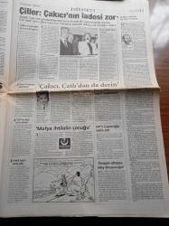 Yeni Şafak Gazetesi - 25 Ağustos 1998 - Ahmet Taşgetiren - Muhsin Yazıcıoğlu - İsmet Özel - Nazlı Ilıcak - Recep Tayyip Erdoğan - UEFA'da Tur Günü - Hasan Şaş - Mit'te Büyük Savaş - MİT Müsteşarı Şenkal Atasagun İle Mehmet Eymür'ün Kapalı Kapılar Ardındaki Savaşı - Alaattin Çakıcı Abdullah Çatlı'dan Daha Kötü - Kiptaş Konutları Kapış Kapış Gitti - ABD Nükleer Silah Kullanacak
