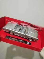 Otobüs arazi araçları 4x4 pontiac rolls royce model metal arabalar hepsi Beraber boyları 10  15 cm arası değişiyor koleksiyon dekor hediye nostalji tasarım süs hobi eğlence vintage aksesuar promosyon reklam Hediyelik dekorluk retro