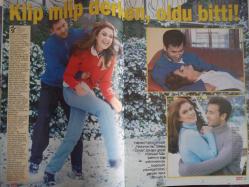Gala Haftalık Aktüalite Sinema Tiyatro Müzik ve Magazin Dergisi - 27 Aralık 1998 - Harika Avcı - Özcan Deniz - Mahsun Kırmızıgül - Serdar Ortaç - Bendeniz - Cenk Eren - Türkan Şoray - Şener Şen - Sibel Can - Karahan Çantay - Levent İnanır - Kadir İnanır - Kezban Yaşamul - Umut Sezgin - Şebnem Öz - Şebnem Sungur - Bekir Aksoy - Ayçam İnci - Ali Bey - Özlem Tekin - Metin Arolat - Sibel Gökçe - Melike Demirağ - Azer Bülbüm - Gülşah Dilek - Buket Saygı - Soley Yatak Reklamı - İzzet Yıldızhan - Tülin Şahin - Taç Nevresim Reklamı - Halis Toprak - Emre Toprak - Alper Tunga - Mehmet Toprak - Fedon - Nilgün Şensoy - Erdoğan Demirören - Nilgün Şensoy - Yücel Çömlekçioğlu - Bekir Aksoy - Sezai Türkeş - Nur Taşkent - Osman Aksoy - Zeynep Talu - Mehmet Kurşuncu - Özlem Önal - Füsun Karakaş - Nilgün Özköseoğlu - Deniz Murathanoğlu - Fatoş Gür - İlhan Alter - Nilgün Esinli - Hülya Avşar  - Dergi Tam Değildir Sadece 28 Sayfası Mevcuttur - Dergi Kapağı Yoktur