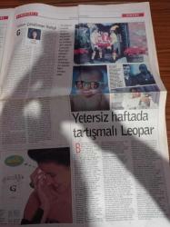 Radikal Cumartesi Gazetesi - 26 Aralık 1998 - Gemide Filmi Türk Usulü Underground - Melek Noel Baba Ağaç Ve Geyikler - Cemal Süreya - Leoparın Kuyruğu Filmi - Türkçe Hard Rock -  Ünlü Komedyen Jim Carrey'nin Karısı Olmaktan Kurtulan Lauren Holly - Matt Damon Can Dostum Filmiyle Yıldız Oldu - Okan Bayülgen - Hoşçakal Yarın Filmi - Mazlum Çimen - Berhan Şimşek - Aslında Titanik Yılı