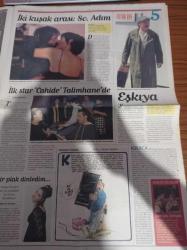 Radikal Film Gazetesi - 30 Kasım 1996 - Striptiz Filmi - Demi Moore'un Anatomisi - Gösterimde İki Yeni Yerli Film Eşkıya Ve 80. Adım -  Haftanın Diğer Yabancı Filmleri - Kayıp Çocuklar Şehri - Kardeş Gibiydiler - Karışık İlişkiler - İlk Korku - Andy Garcia - Richard Gere - Şener Şen - Tomris Giritlioğlu - Haluk Bilginer - Selçuk Yöntem - Nurseli İdiz - İlk Star Cahide Talimhanede- Nazan öncel