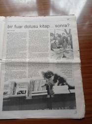 Evrensel Pazar Gazetesi - 15 Kasım 1998 - Ekim Devrimi Ve Pravda - Irak'ta Yaşama Ambargo - Ah Kader Böyle Mi Olacaktı - Tüyap İstanbul Kitap Fuarı - Devletin Pür-ü Pak Başı - Küllerinden Doğan Sosyalist Devrimci Yazın - Mesut Yılmaz - Korkmaz Yiğit - Selüloz İş Sendikası İzmit SEKA Baş Temsilcisi Ali Yılmaz - Sanat Ve Spor Üzerine Post-modern Soylevler - Profesör Doktor Aykut Gence İngiliz Ressam Mark Curtis'in DNA Molekülü Modelini Değerlendirdi