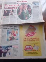 Hürriyet Pazar Gazetesi - 25 Ekim 1998 - Muhammed Ali'li Kampanya - Andrew Finkel Türkiye'deki Köşe Yazarları Arasındaki Tek Profesyonel Yabancı - Cumhuriyet'i 17 25 Yaş Arasındaki Gençlere Sorduk - Görülmemiş Fotoğraflarıyla Şair Nigar Hanım - Yabancı Sanatçıları Getiren Adam Birol Giray - Trabzon'da İlk Antik Tragedya