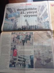 Hürriyet Pazar Gazetesi - 20 Eylül 1998 - Doktor Raporlu Çapkın Mehmet Ali Erbil Zeynep Güven'in Albümünde - Kamil Güler Ve Şebnem Dönmez Temsil Edecekler - Generation Next Türkiye - Mesut Yılmaz - Jacques Seguela - Vestel Teknolojisine Terfi Etmek Daha Kolay - Tekin Aral - Lalenin Tahtına Çiğdem Oturdu - Formula 1'de Son İki Tur - Akdeniz'de Son Güneş - Dergicilikte 21. Yüzyıl Vizyonu - Serdar Turgut - Ayşe Arman