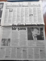 Hürriyet İstanbul Gazetesi - 8 Aralık 1998 - Bizimkiler Dizisinin Rekoru - Ercan Yazgan - Zihni Göktay - Yaman Okay - Yavuzer Çetinkaya - Orhan Çağman - Ayton Sert - Gülşehri Fanteziyi Seçti - Profesör Christoph Neumann İstanbul Dünyanın En Canlı Kenti - İstanbul Gelir Eşitsizliğinde de Türkiye Rekoru Kırdı - Beyazıt Kulesi Söndü - Erkân Can