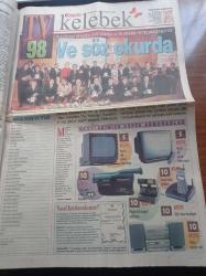 Hürriyet İstanbul Gazetesi - 9 Kasım 1998 - Yakın Doğunun Bir Numaralı Ağaç Bilimcisi Faik Yaltırık - Yadigar Muhtar Mehmet Şükrü Ildır - George Michael Yeniden - Altın Kelebek TV Yıldızları Yarışması - Kubat - Ayna Grubu - Mehmet Aslantuğ - Uğur Dündar - Savaş Ay - Levent Kırca - Berna Laçin - Recep Tayyip Erdoğan'ın Koltuğuna Bir Başka Fazilet Partili Oturabilir - Ali Müfit Gürtuna - Hüseyin Evliyaoğlu - Katledilen Serpil Öğretmenin Cinayetinden Sonra Ümraniye - Seçim Telaşı - Ayşe Arman