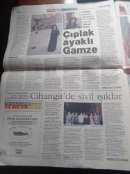 Hürriyet İstanbul Gazetesi - 29 Ekim 1998 - Büyükada'da Sabuncakis Köşkü - Balat'tan Arabesk Dünyasına Son Roman Transfer Gamze Bulut - Cihangir'de Sivil Işıklar - Ebru Gündeş'in Avukat Sevgilisi Ömer Durak - Ahmet Ertegün'ün Konuğu Mick Jagger Bodrum'dan Tekneyle Mavi Yolculuk'a Çıktı - Şarkıcı Alpay - Edirnekapı Şehitliğinden Şehit Olmayanlar Nakledilecek - Türk Dünyasından Operalar Gecesi - Topkapı Sarayın'a Özel Sektör Parası