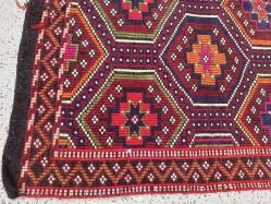 ORJİNAL 100/100 EL YAPIMI HALİ KİLİM DETAYLAR RESIMLERDE MUHTESEM URUN EL YAPIMI  (CD ODA 2 )