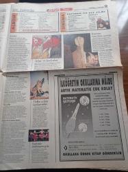 Hürriyet Tatil Gazetesi - 19 Eylül 1998 - Hande Ataizi - Cem Davran - İlk Kez Yapılacak Yapılacak Avrupa Kick Boxing Şampiyonasi-  Kick Boxing Dünya Üçüncü Kıymet Karpuzoğlu - Kaybolan Selanikli Cemaatinin Konuşan Tanığı Ilgaz Zorlu - Bill Clinton Monica Lewinsky İlişkisi- Seçmen Avı Başlıyor - Serdar Turgut - New York Times'a Saldırı - Sanki Tiyatro Sahnesi - Konniçiva Tokyo'dan Sevgiler - Kahvaltı Et Notunu Yükselt
