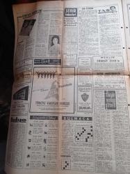 Milliyet Gazetesi - 17 Eylül 1961 -  Fatin Rüştü Zorlu Ve Hasan Polatkan İdam Edildi - Adnan Menderes'in Sıhhati Dün Düzeldi - Adnan Menderes'in Eşi Berin Menderes Parti Liderlerine Başvurdu -  Devlet Başkanı Cemal Gürsel Dört Parti Liderleriyle Görüştü - Ragıp Gümüşpala - Ekrem Alican - Ölüm Cezasına Çarptırılan 15 Sanık Hakkında Kararın Gerekçesi - Celal Bayar - Refik Koraltan - Çetin Altan - Lefter Küçükandonyadis