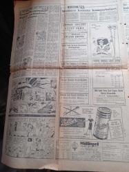 Milliyet Gazetesi - 17 Eylül 1961 -  Fatin Rüştü Zorlu Ve Hasan Polatkan İdam Edildi - Adnan Menderes'in Sıhhati Dün Düzeldi - Adnan Menderes'in Eşi Berin Menderes Parti Liderlerine Başvurdu -  Devlet Başkanı Cemal Gürsel Dört Parti Liderleriyle Görüştü - Ragıp Gümüşpala - Ekrem Alican - Ölüm Cezasına Çarptırılan 15 Sanık Hakkında Kararın Gerekçesi - Celal Bayar - Refik Koraltan - Çetin Altan - Lefter Küçükandonyadis