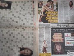 Kelebek Magazin Gazetesi - 16 Eylül 2016 - Hakan Altun - Hüsnü Şenlendirici - Sibel Can - Nur Yerlitaş - Saadet Işıl Aksoy - Ebru Şallı - Nükhet Duru - Cem Yılmaz - Ahu Yağtu - Cem Yılmaz - Elif Kaya - Hande Yener - Gülben Ergen - Burcu ÇAğrı - Ozan Çolakoğlu - Gülşen - Burcu Çağrı - Melih Özkan - Şebnem Dinçgör - Gökhan Tepe - Cengiz Semercioğlu - Pakize Suda - Irmak Ünal - Cihan Ünal - Yağmur Ünal - Cenk Gönen - Levent Uygun - Ziynet Şafak - Tuğba Özerk - Altan Nuh - Rober Hatemo - Funda Arara - Doğuş - Emre Saygı - Derya Uluğ - Yonca Tokbaş - Aslı Tandoğan - Hatice Aslan - Hale Soygazi - Begüm Kütük - Esra Oflaz Güvenkaya - Nergis Pekuysal - Işıl Reçber - Ayşe Aral - Güzin Abla - Feyza Algan - Kurtney Kardashian - Onur Baştürk - Adele - Calvin Harris - Jennifer Lopez - Paris Jackson fotoğraf ve haberi - Tam Takım Gazete